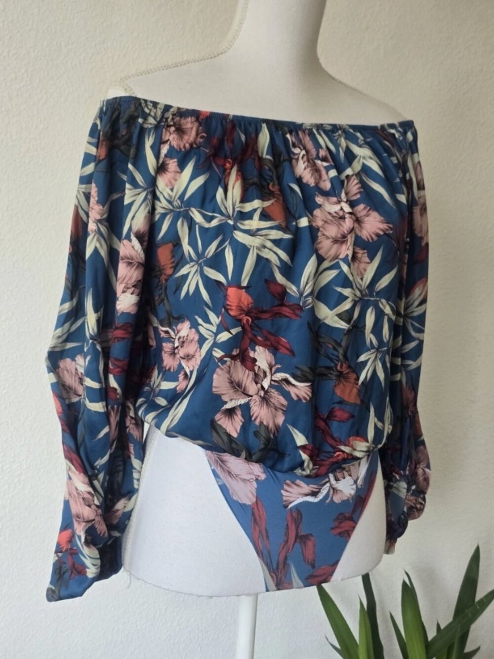 Zara blue tropical Cruise Vaca print off-shoulder bodysuit M - Picture 3 of 7